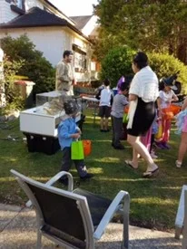 Harley Jones presenting a supervised snake-safety education session for children in Sydney